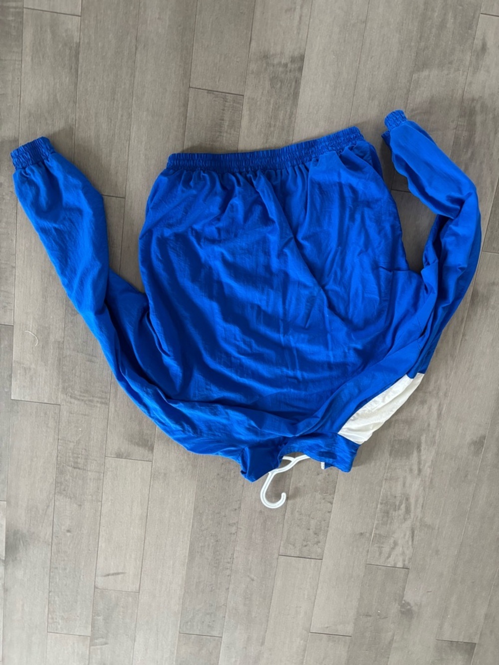 Men's Blue & White Colorblock Windbreaker Jacket or unisex - Picture 3 of 8